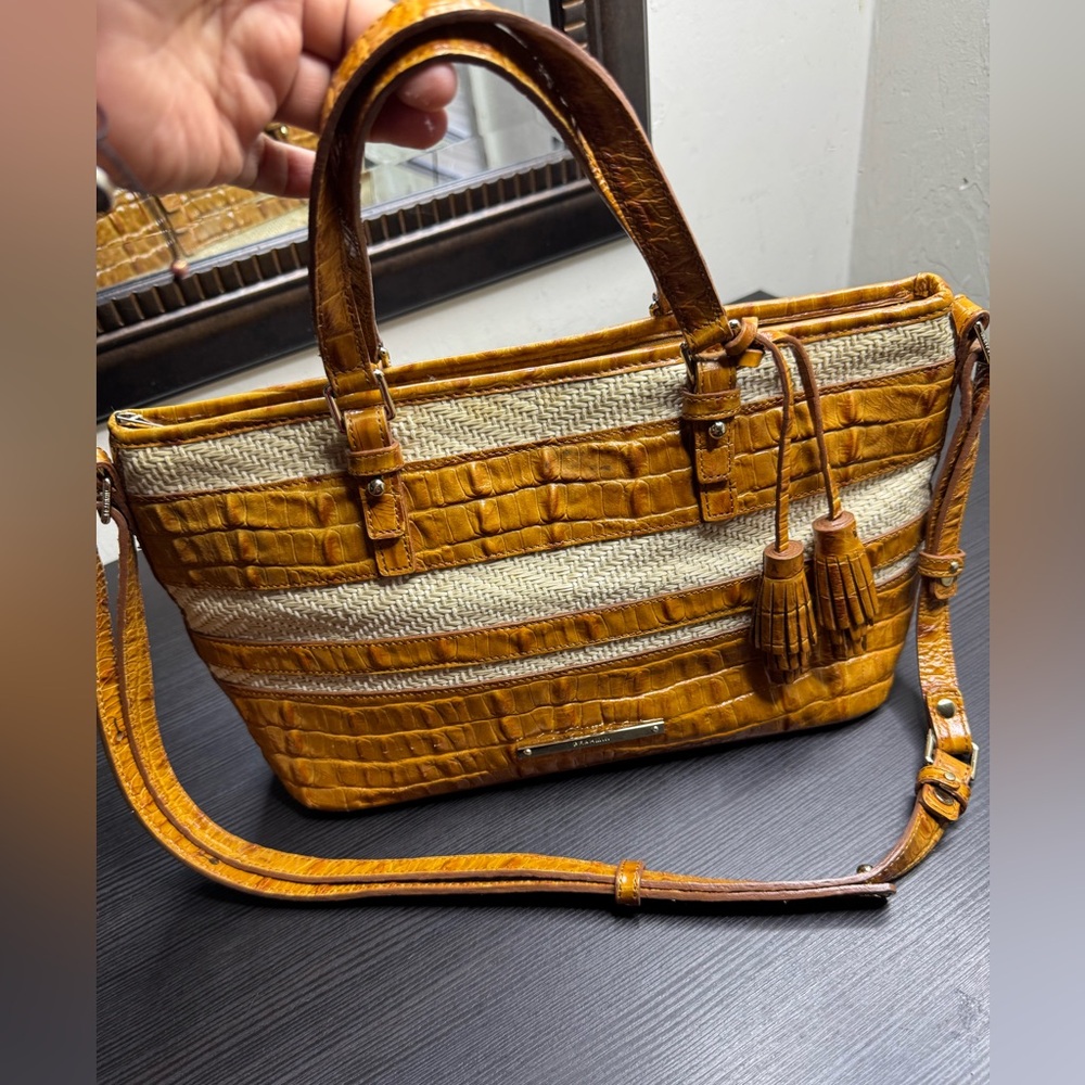 Brahmin women’s handbag - Picture 2 of 11